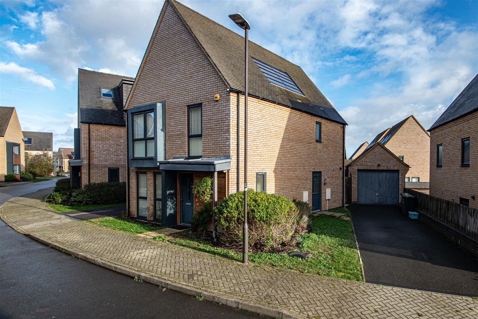 4 bed property in Tolkien Meadow, Milton Keynes